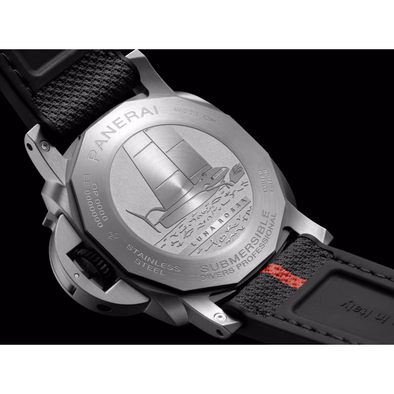 Panerai Submersible QuarantaQuattro Luna Rossa 44mm PAM01681