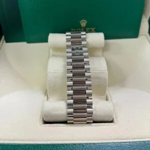 RLX Day-Date 228236-0026 Mother Of Pearl Diamonds Dial