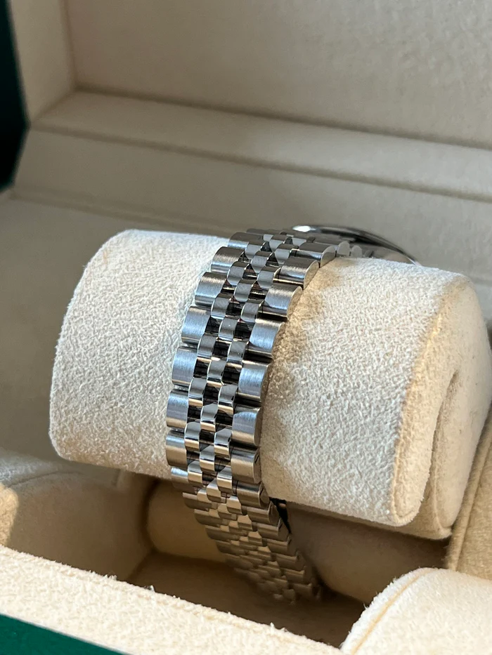 RLX Lady-Datejust 31mm 279384RBR White Mother-of-Pearl Dial Oyster Bracelet