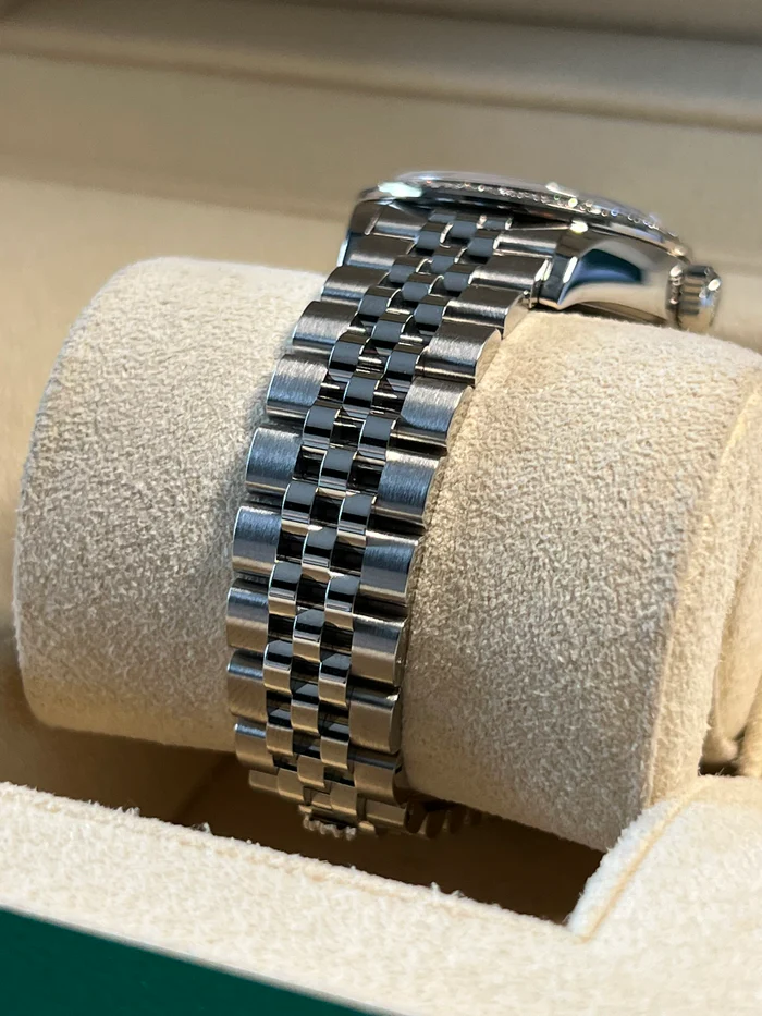RLX Lady-Datejust 31mm 279384RBR White Mother-of-Pearl Dial Oyster Bracelet