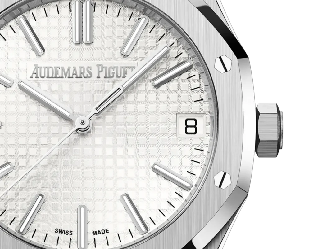A&P ROYAL OAK Silver-Toned Dial 41mm