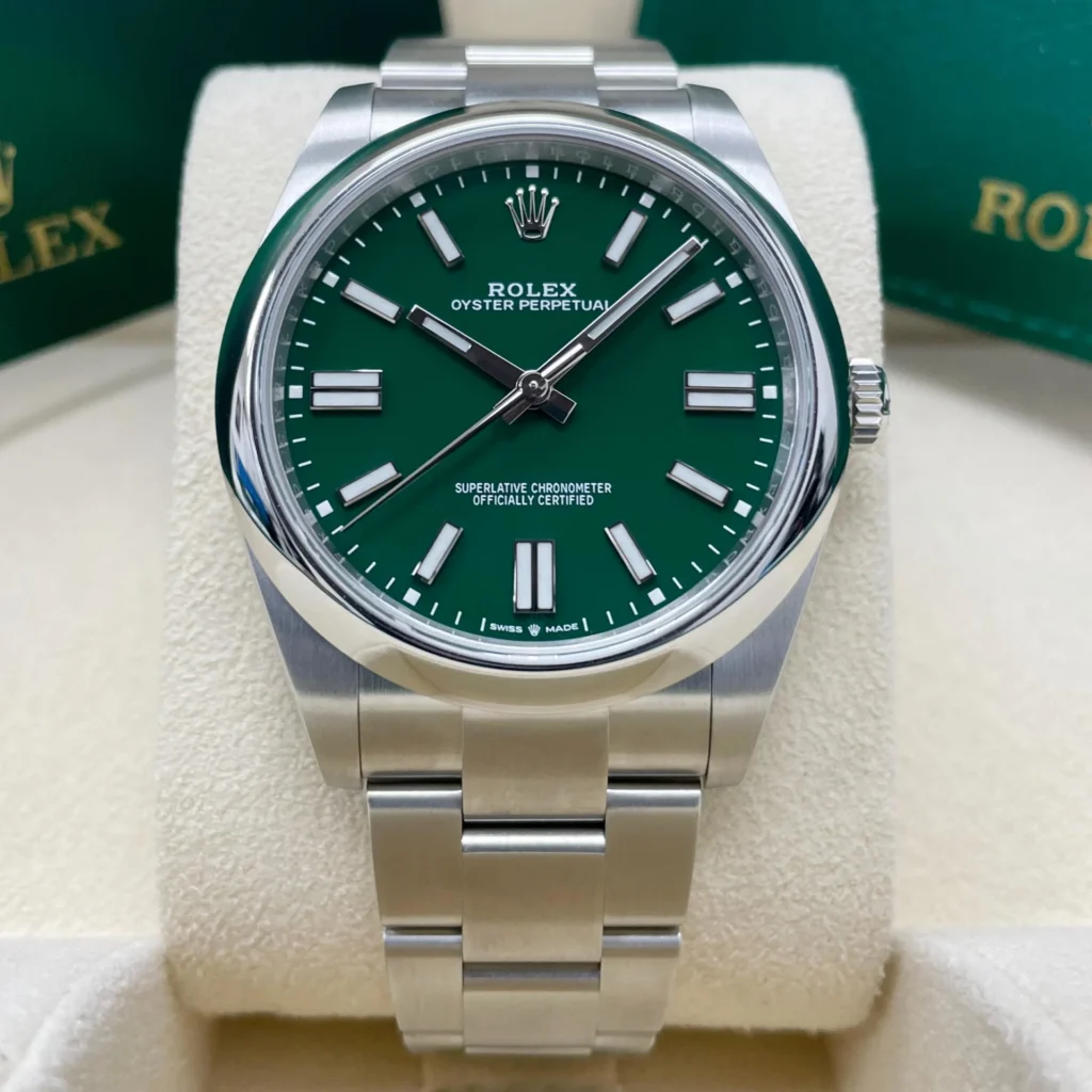 RLX Oyster Perpetual 41mm 124300-0005 Green Index Dial & Smooth Bezel Oyster Bracelet Men’s Watch