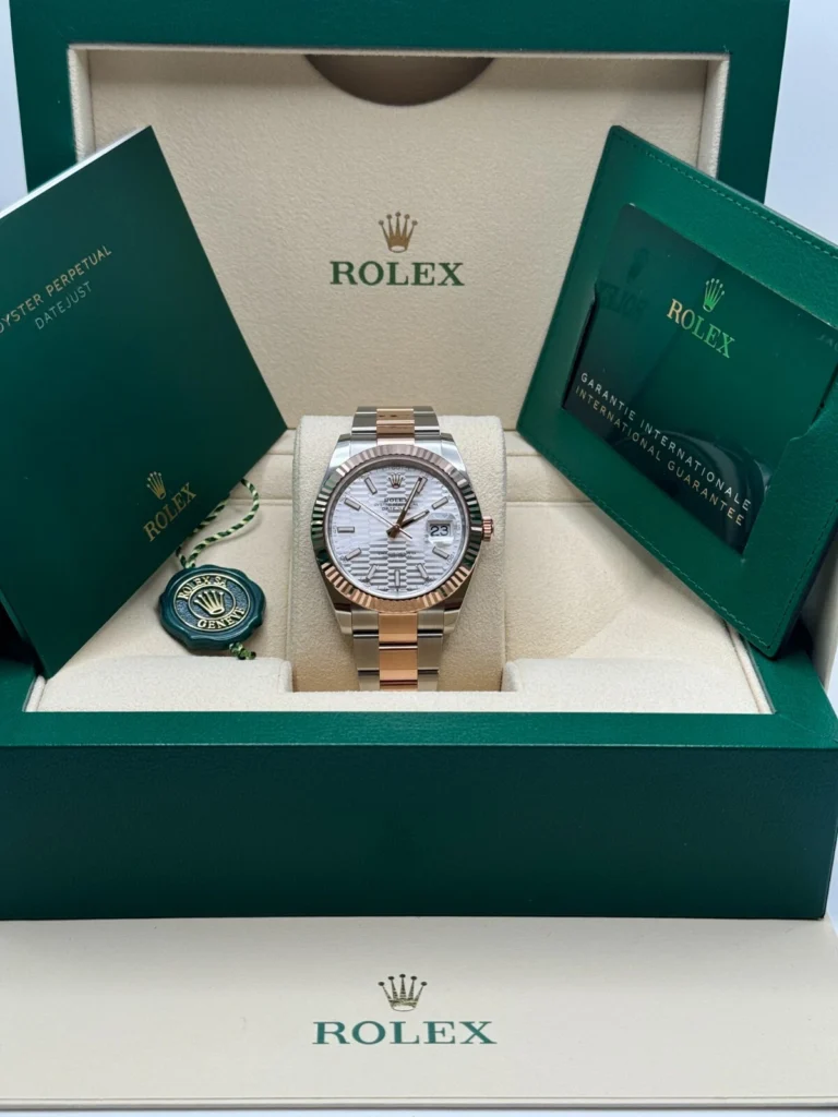 RLX Datejust 41mm 126331 Silver Fluted Motif Dial Two Tone Stainless Steel & 18K Rose Gold Jubilee Bracelet Men's Watch