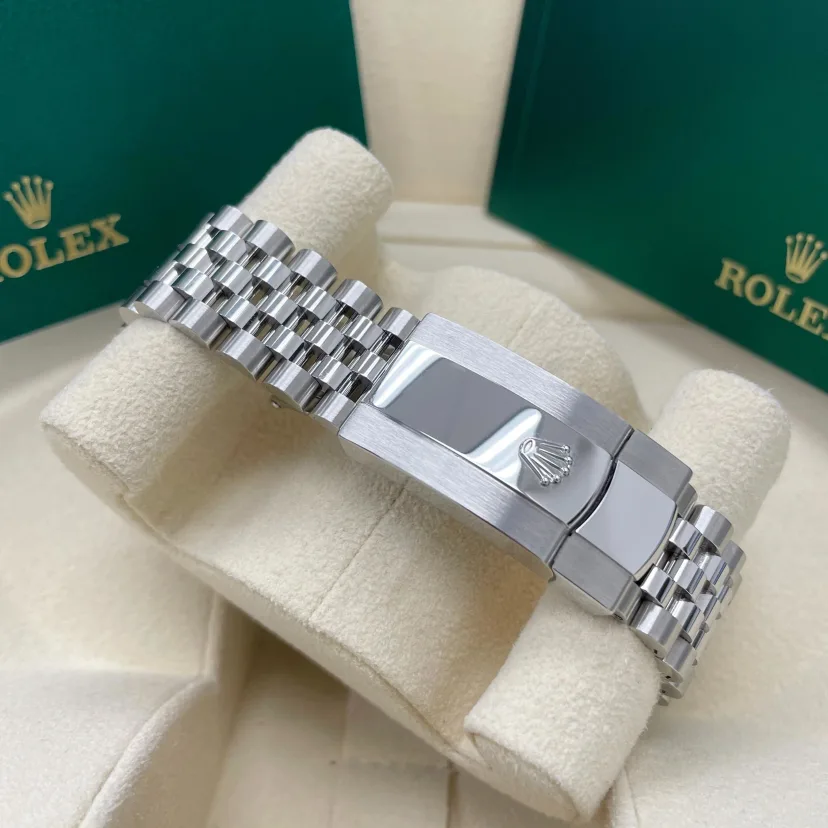 RLX Datejust 36mm 126234 Blue Fluted Motif Diamond Dial Jubilee Bracelet Watch