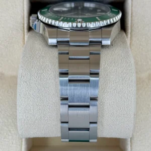 Rolex Submariner 40mm 116610LV
