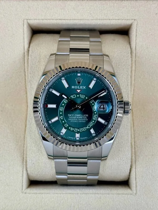 RLX Sky-Dweller 42mm 336934-0001/0002 Stainless Steel Green Dial Oyster