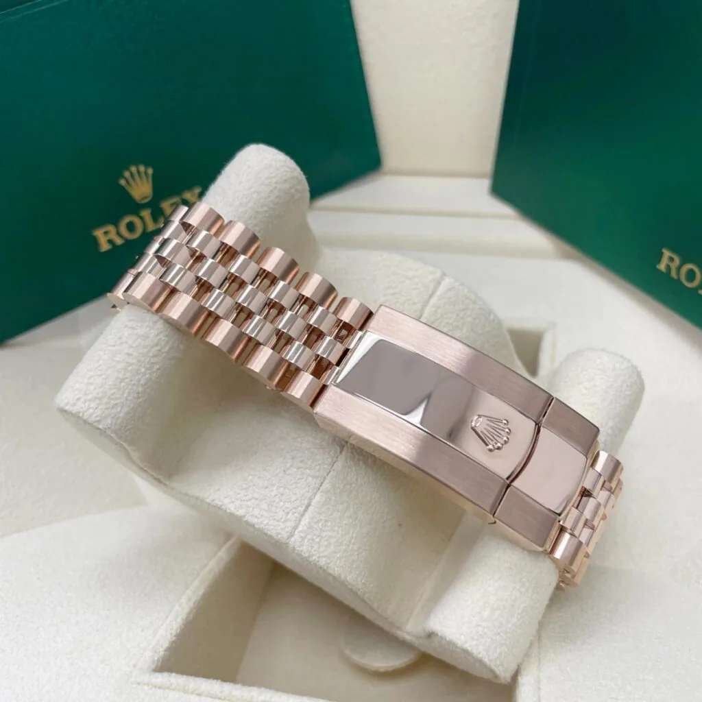 RLX Sky-Dweller 42mm 336935-0003/0007 Rose Gold White Dial Oyster