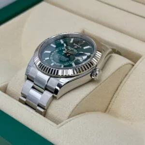 RLX Sky-Dweller 42mm 336934-0001/0002 Stainless Steel Green Dial Oyster