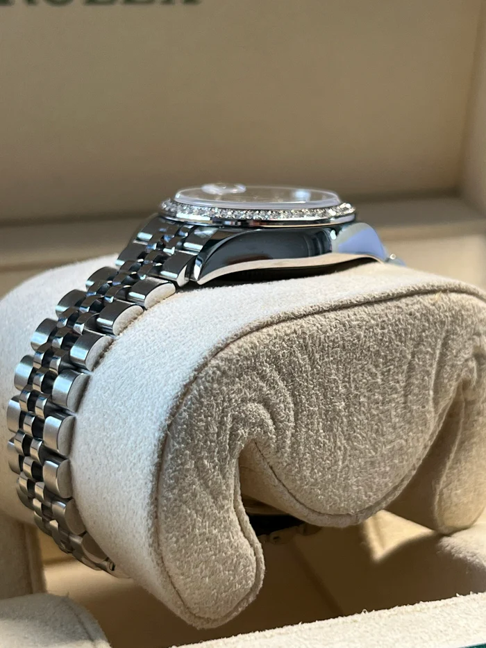 RLX Lady-Datejust 31mm 279384RBR White Mother-of-Pearl Dial Oyster Bracelet