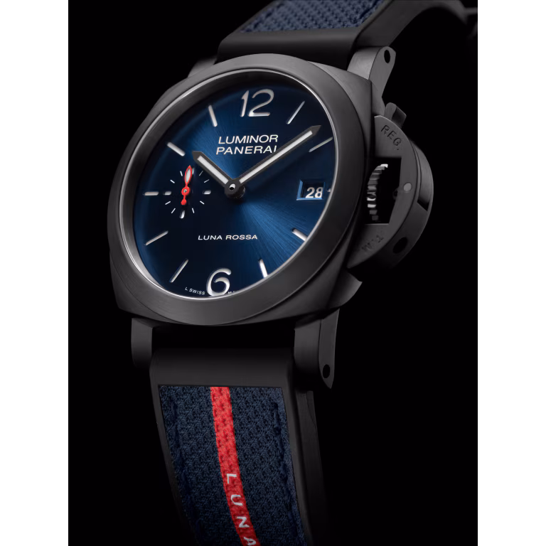 Panerai Luminor Quaranta Steel DLC Luna Rossa 40mm PAM01408