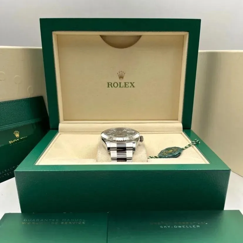 RLX Sky-Dweller 42mm 336934-0001/0002 Stainless Steel Green Dial Oyster