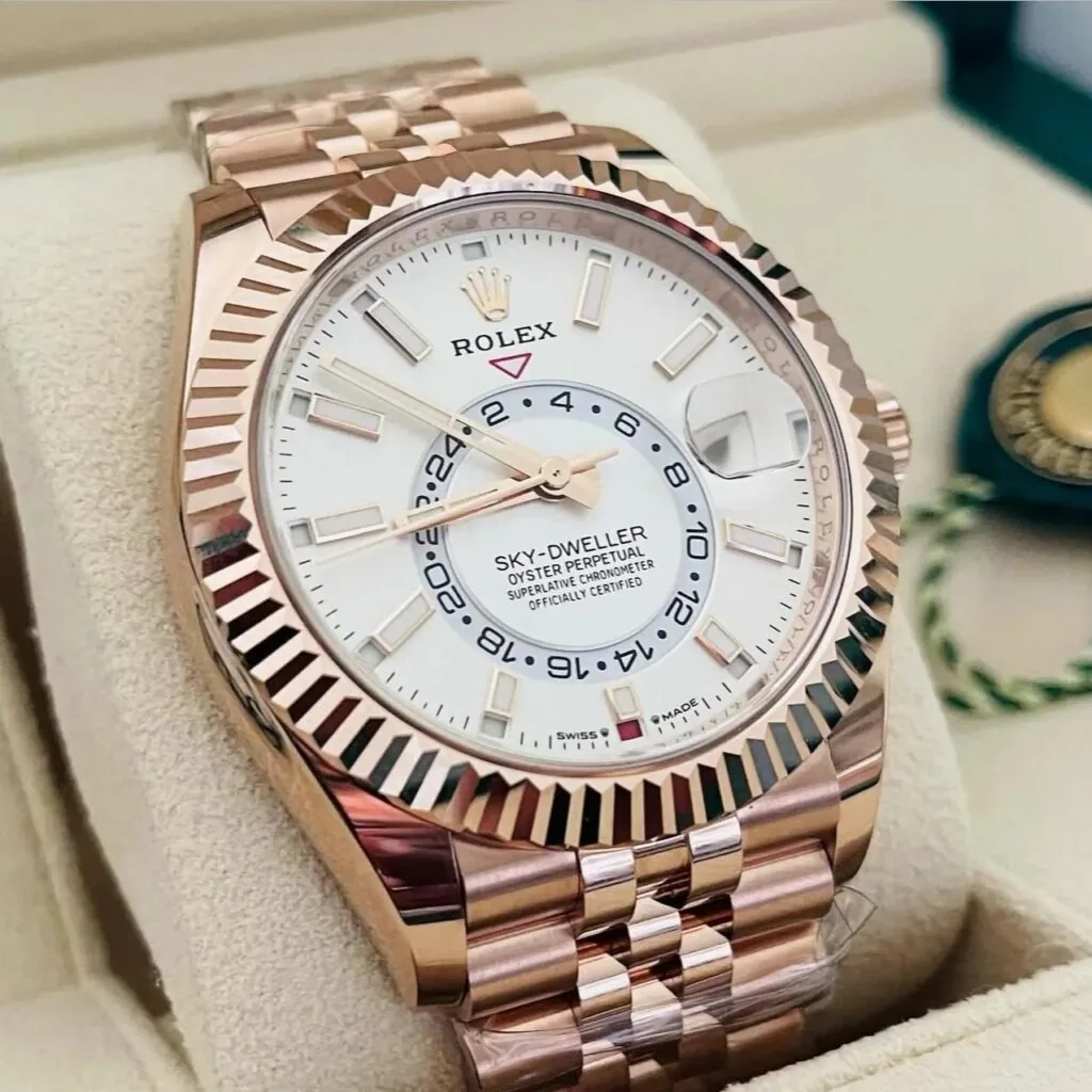 RLX Sky-Dweller 42mm 336935-0003/0007 Rose Gold White Dial Oyster