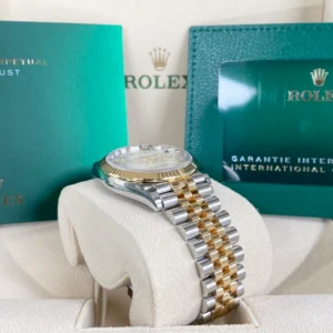 RLX Datejust 36mm 126233 MOP Diamond Dial Jubilee Two-Tone Bracelet Watch