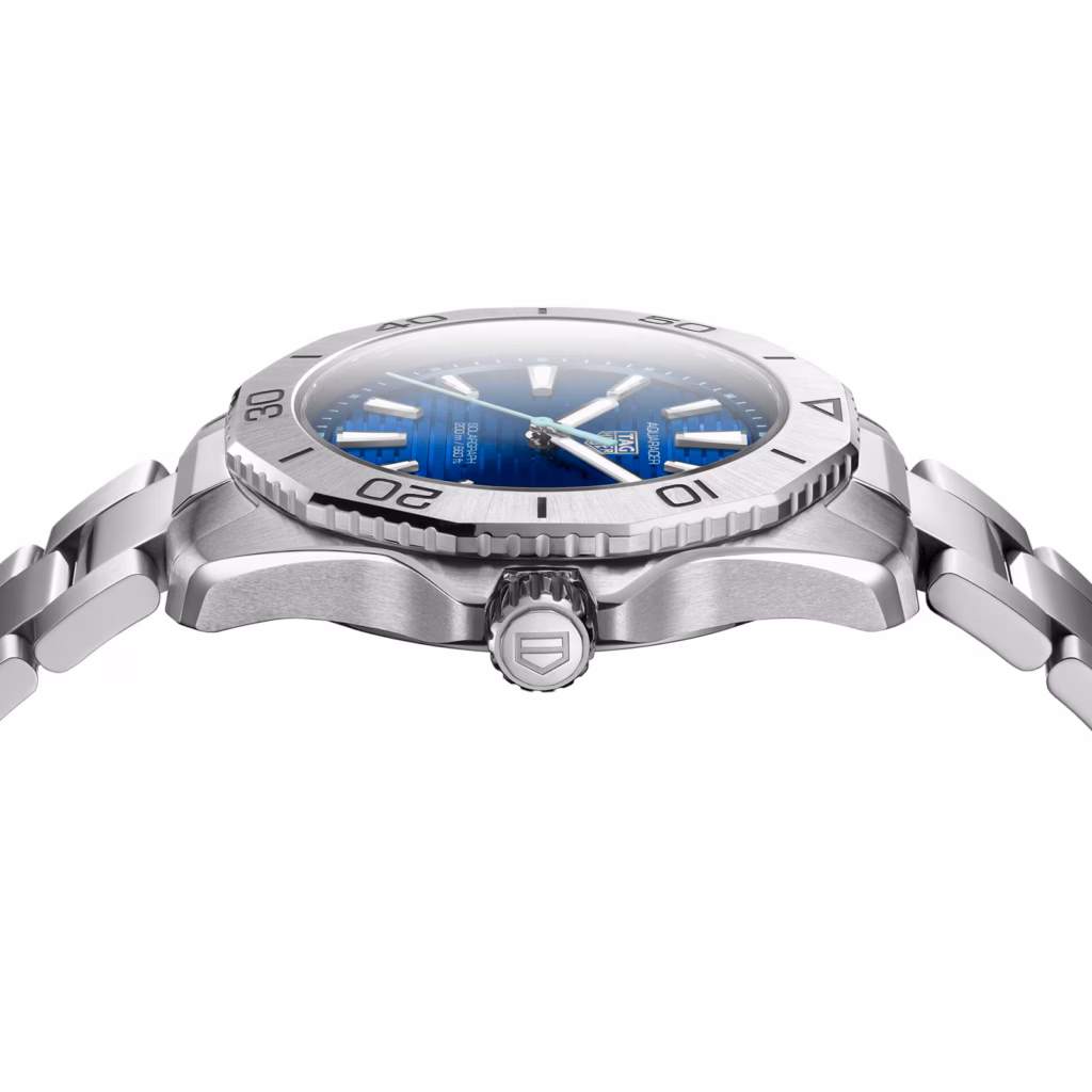 TAG Heuer Aquaracer Professional 200 Solargraph 40mm Mens Watch Blue WBP1113.BA0000
