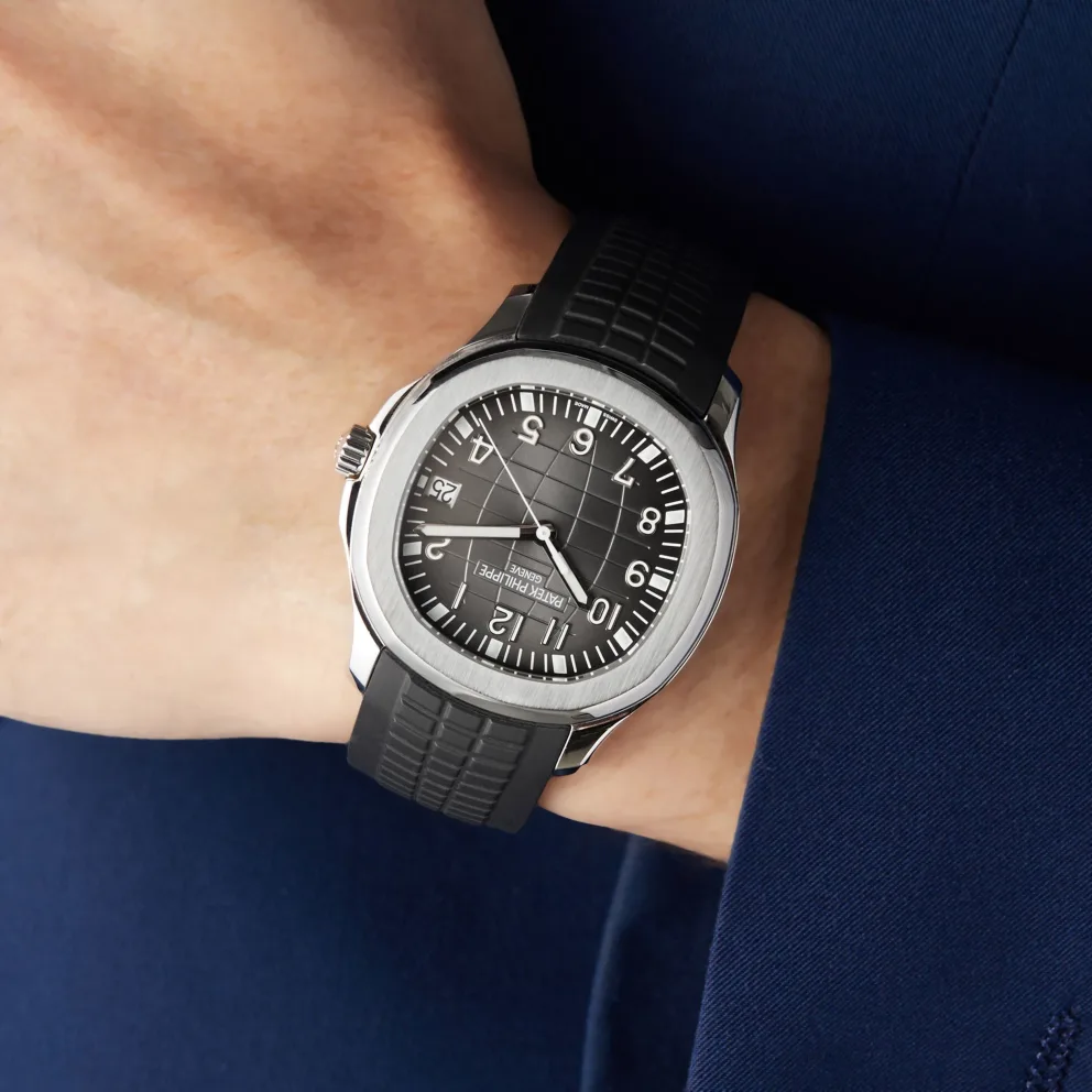Patek Philippe Aquanaut Steel Black Dial 40mm Replica