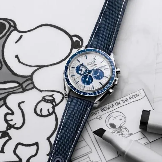 Omega 310.32.42.50.02.001 Speedmaster Chronograph Anniversary Series "Silver Snoopy Award"