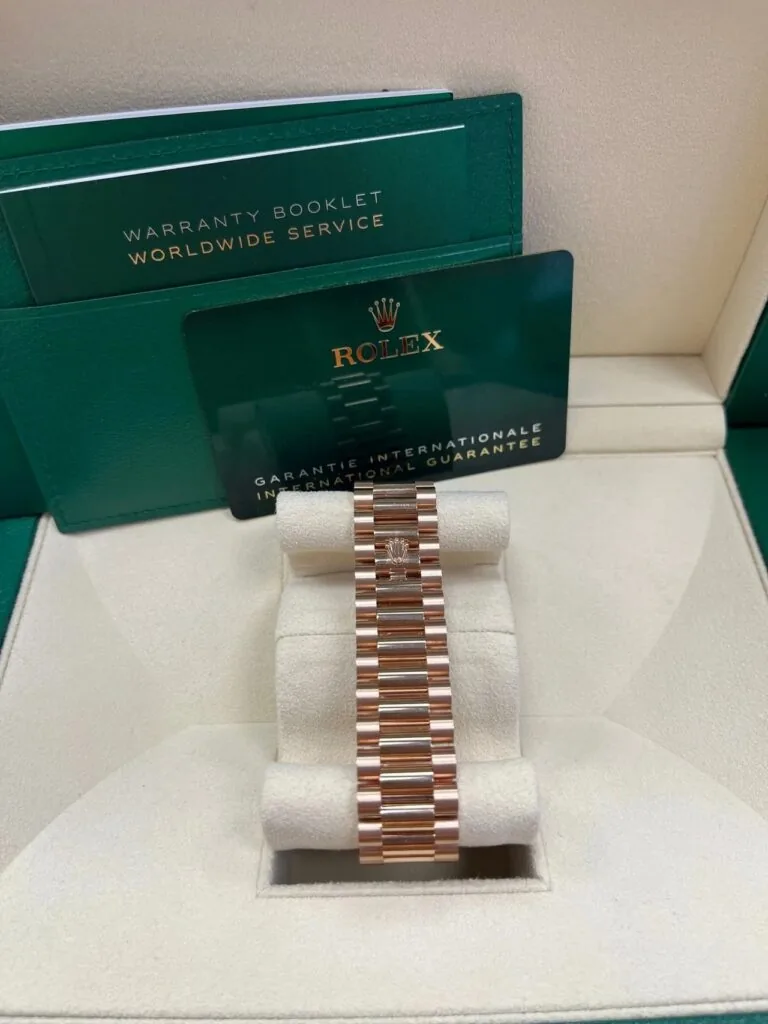 RLX Day-Date 40mm Chocolate Baguette Diamond Dial Diamond Bezel Dial Watch 228345RBR