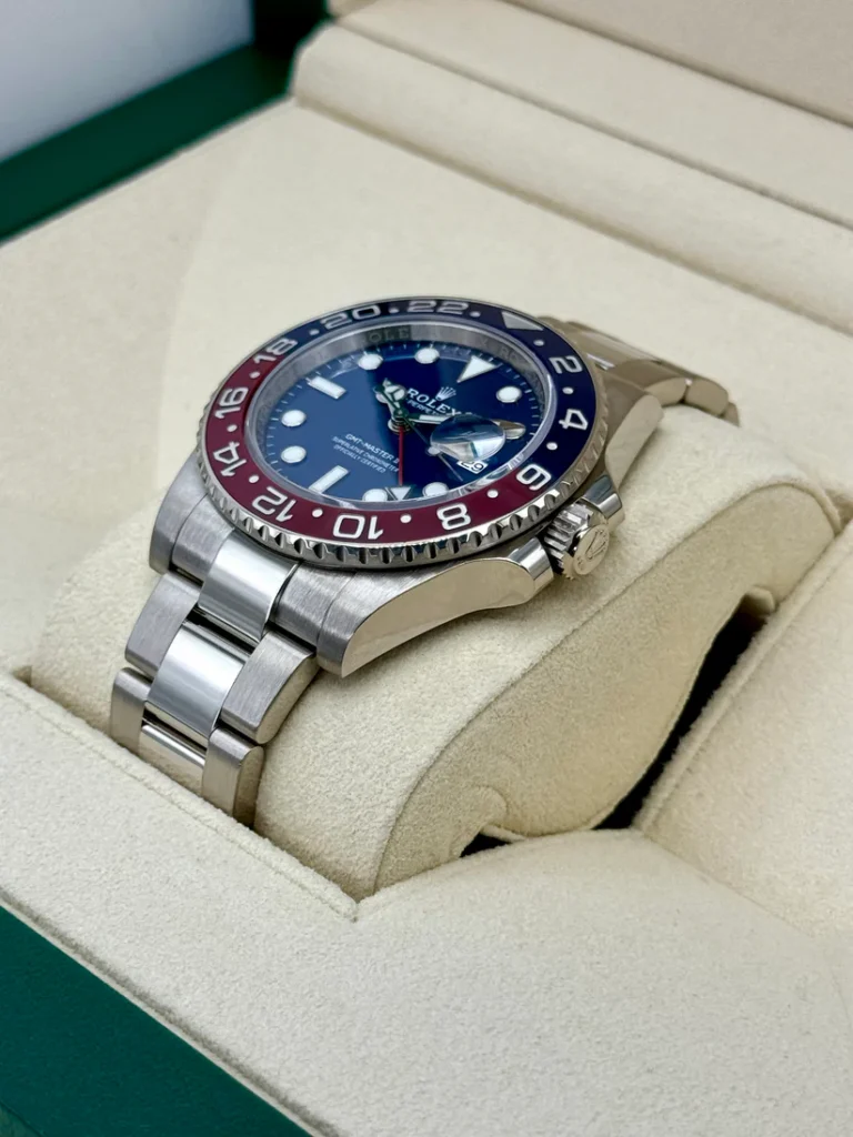 RLX GMT-Master II 40mm 126719BLRO