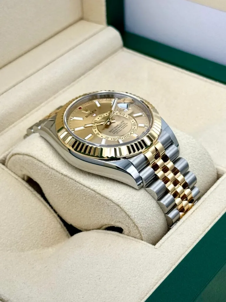 RLX Sky-Dweller 42mm 336933-0001/0002 Two-Tone Yellow Gold Champagne Dial Oyster