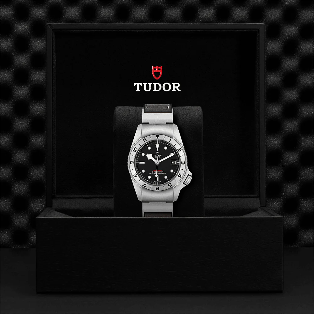 TUDOR Black Bay P01 42mm Black Dial Men's Automatic Strap Watch M70150-0001