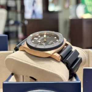 Panerai Submersible QuarantaQuattro Goldtech™ OroCarbo 44mm PAM02070