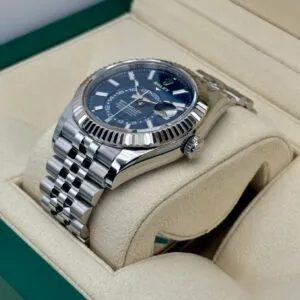 RLX Sky-Dweller 42mm 336934-0005/0006 Stainless Steel Blue Dial Jubilee