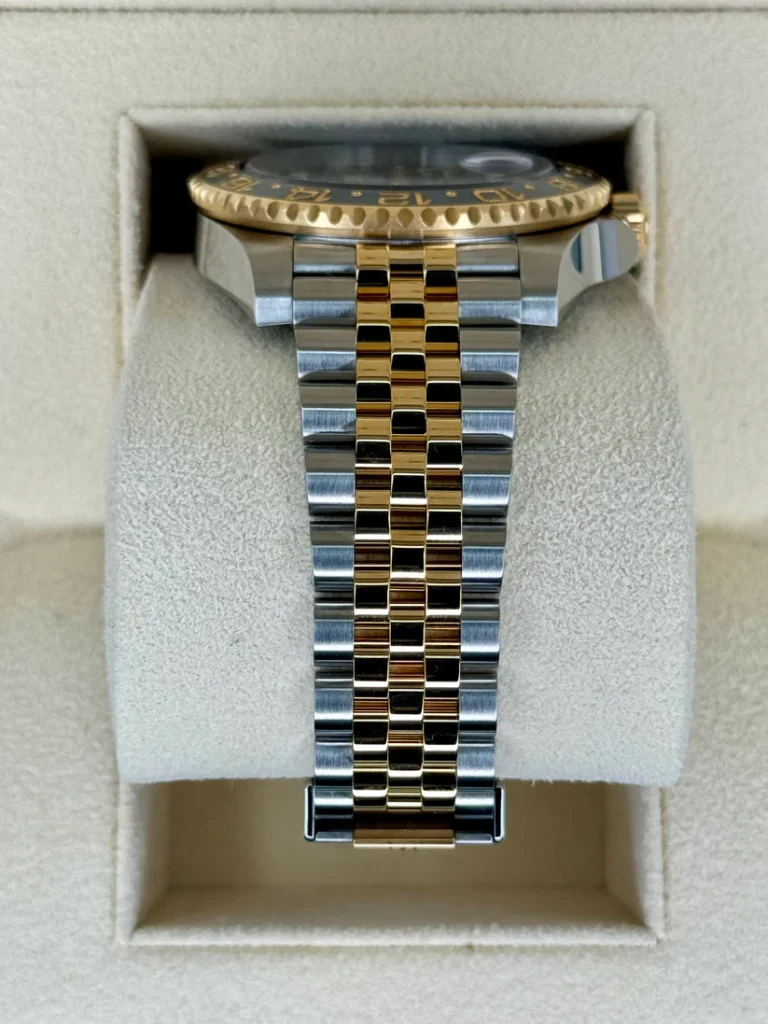 Rolex GMT-Master II 126713GRNR 40mm