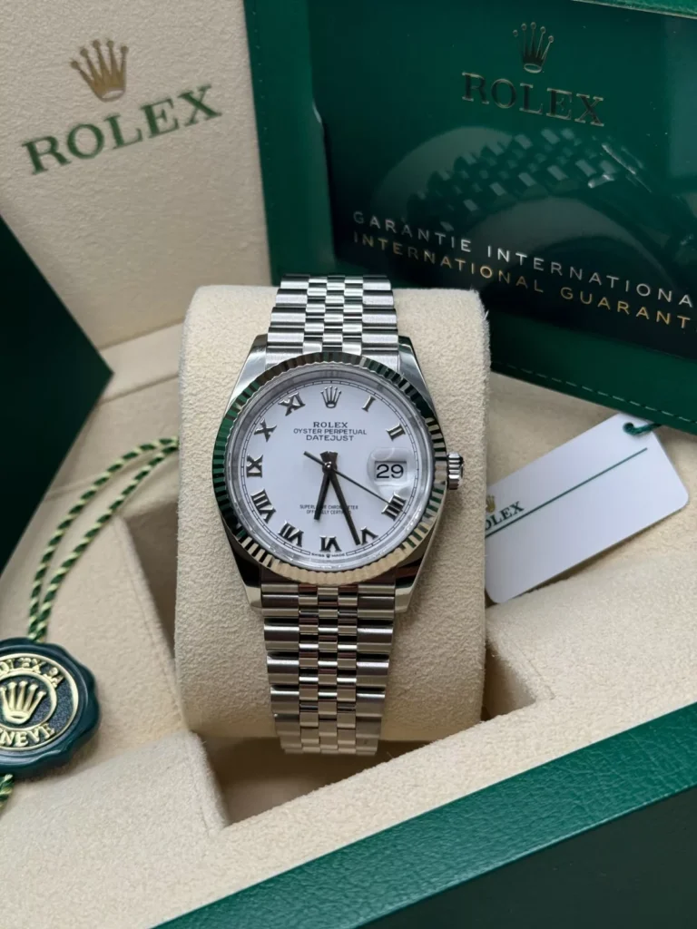 RLX Datejust 41mm Smooth Bezel White Roman Dial Jubilee - 126300