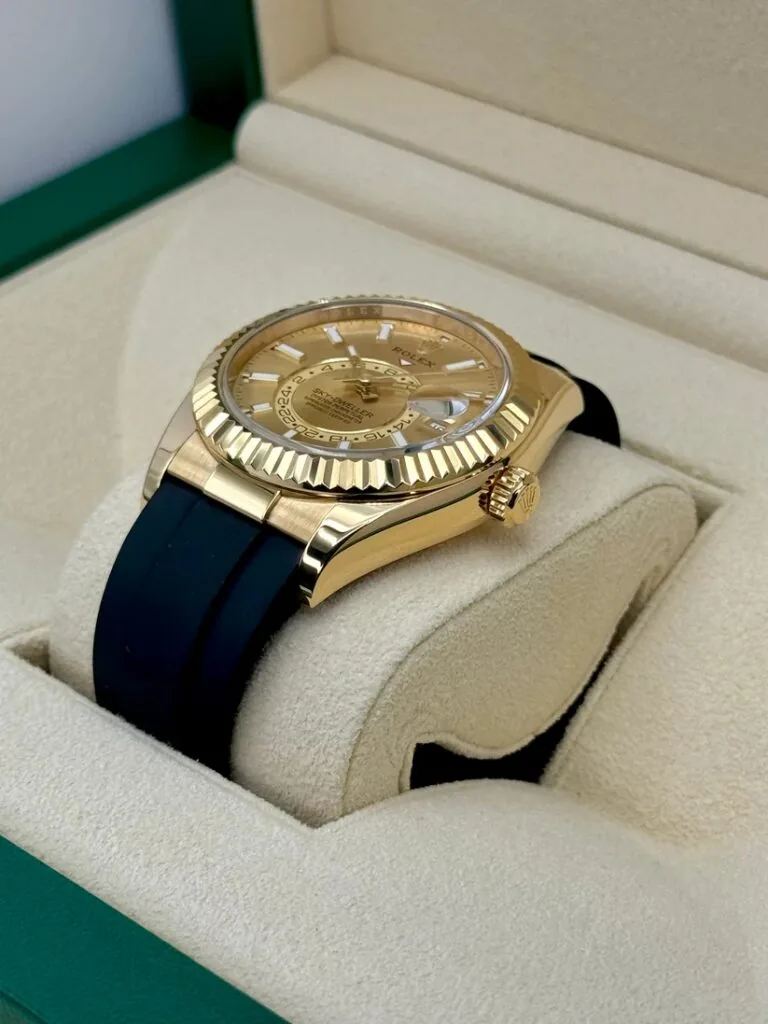 RLX Sky-Dweller 42mm Yellow Gold Champagne Dial Oysterflex - 336238