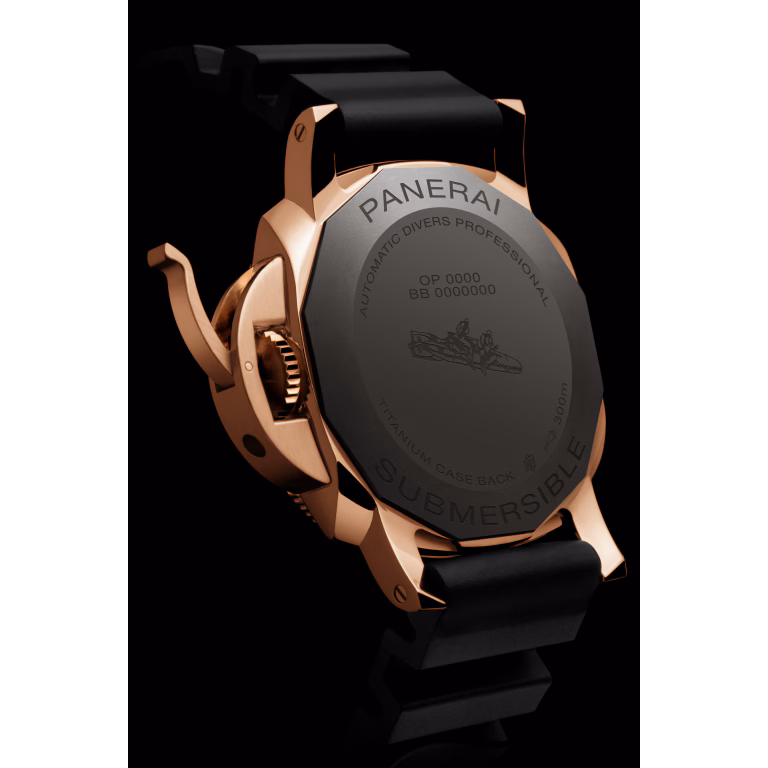Panerai Submersible Goldtech™ 42mm