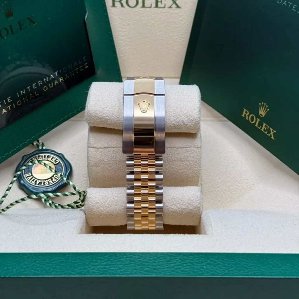 RLX Datejust 36mm 126233 Champagne Dial Jubilee Bracelet Watch