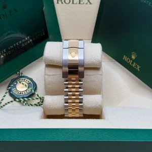 RLX Datejust 36mm 126233 Champagne Dial Jubilee Bracelet Watch
