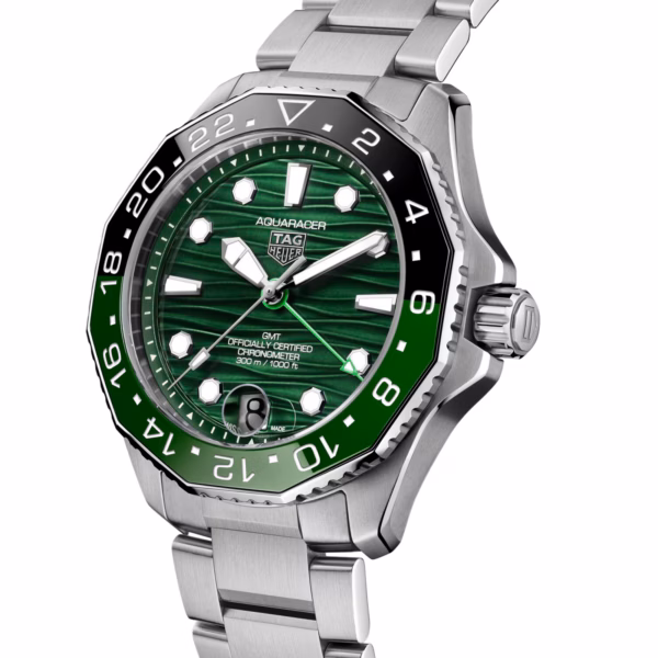 TAG Heuer Aquaracer Professional 300 GMT 42mm Mens Watch Green WBP5115.BA0013