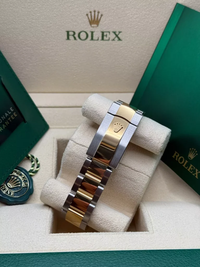 RLX Datejust 36mm 126233 Champagne Fluted Motif Diamond Dial Jubilee Bracelet