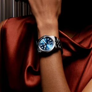 TUDOR Black Bay 39mm Blue Dial Men's Automatic Bracelet Watch M79660-0002