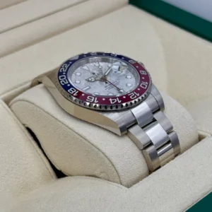 RLX GMT-Master II 40mm 126719BLRO-0002
