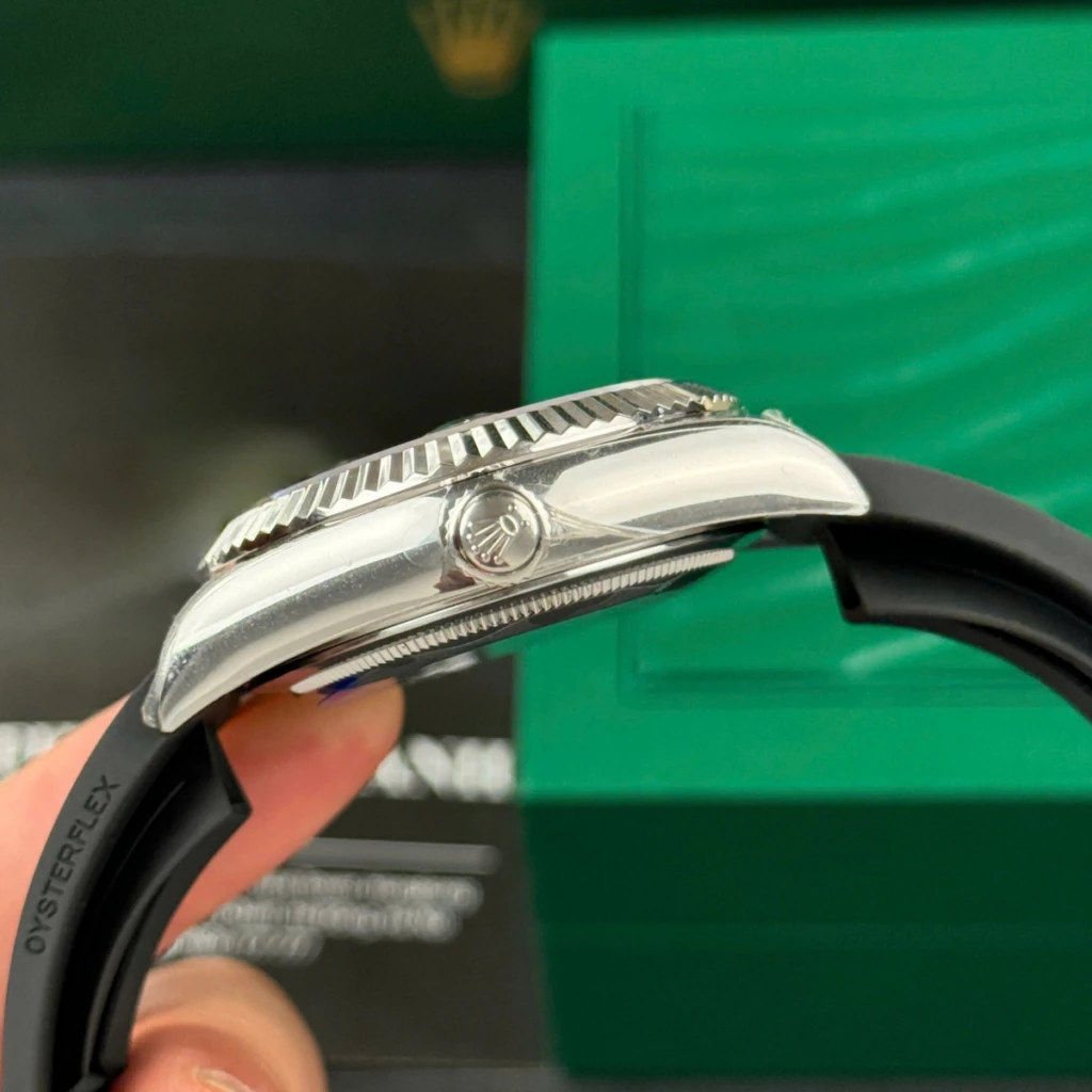 RLX Sky-Dweller 42mm White Gold Black Dial Oysterflex - 336239