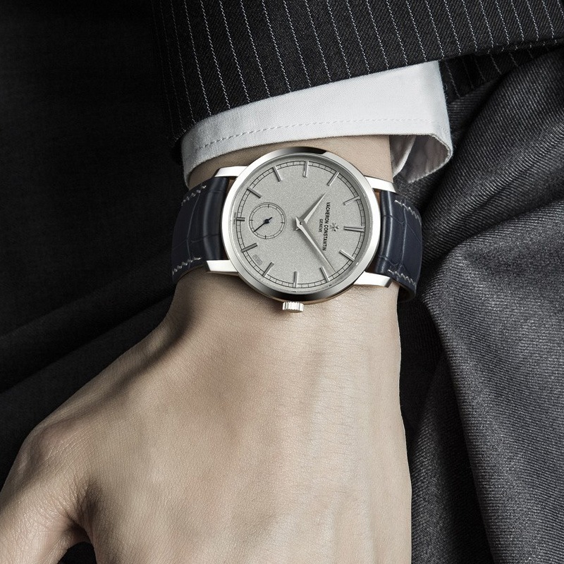 Vacheron Constantin Traditionnelle Manual-Winding - Collection Excellence Platine Ref. # 82172/000P-B527