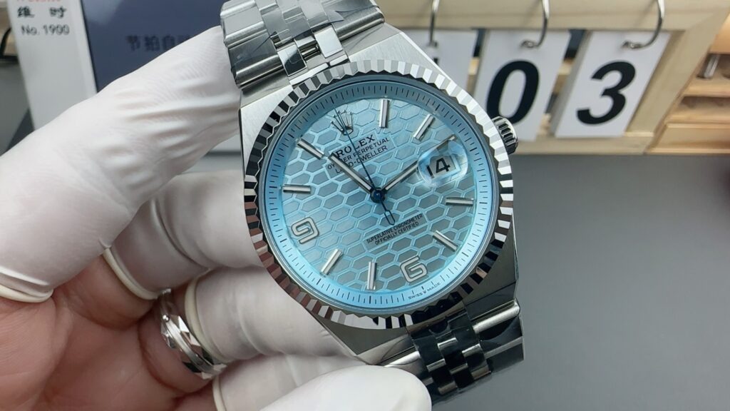 Rolex Land-Dweller 127336 40MM Replica