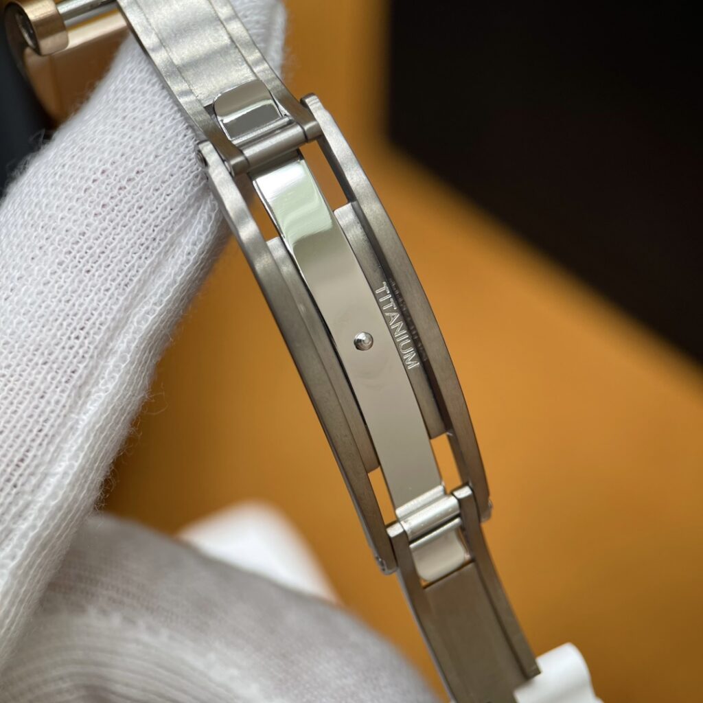 Richard Mille RM 07-01 31.40x45.66MM Replica RM025