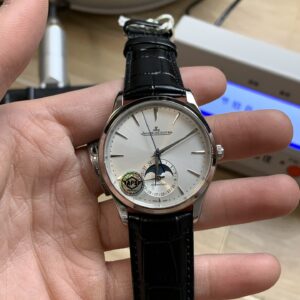 Jaeger-LeCoultre Master Ultra Thin Moon Q1368420 39MM Replica JL015