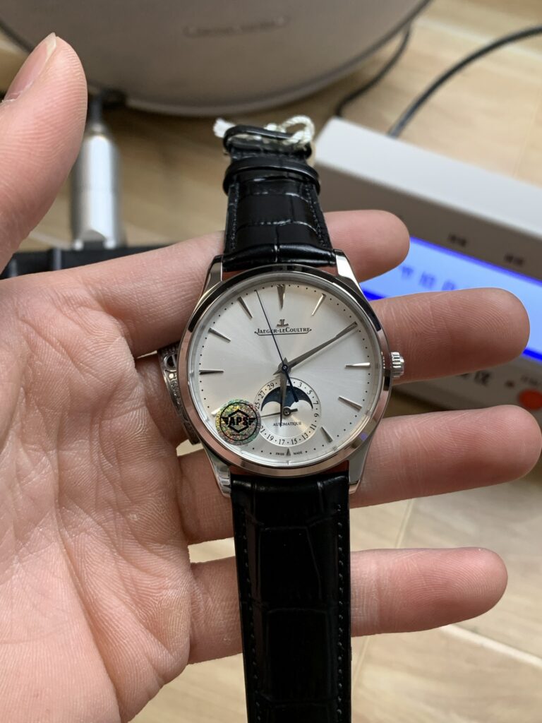 Jaeger-LeCoultre Master Ultra Thin Moon Q1368420 39MM Replica JL015