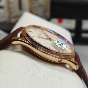Jaeger-LeCoultre Master Ultra Thin Moon Q1368420 39MM Replica JL016