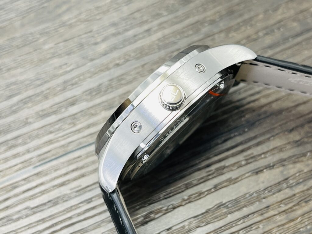Jaeger-LeCoultre Master Control Calendar 1558420 39MM Replica JL014
