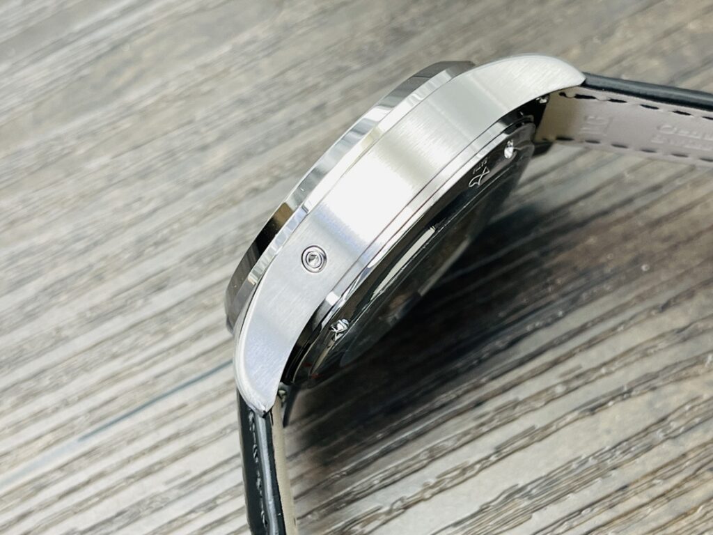 Jaeger-LeCoultre Master Control Calendar 1558420 39MM Replica JL014