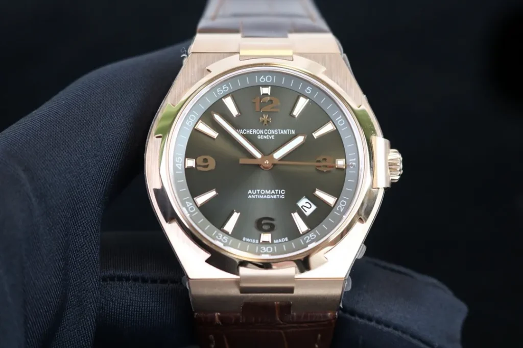 Vacheron Constantin Overseas 47040/000R-9666 42MM Replica VC029