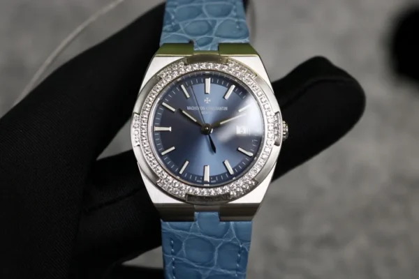 Vacheron Constantin Overseas Quartz 1205V/100A-B590 33MM Replica VC046