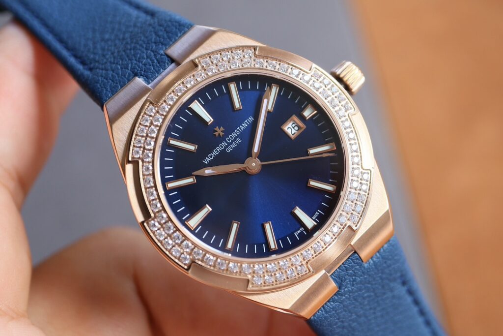 Vacheron Constantin Overseas 1225V/200R-H015 33MM Replica VC001