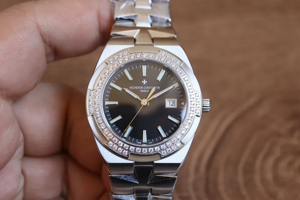 Vacheron Constantin Overseas Quartz 1205V/100A-B591 33MM Replica VC087
