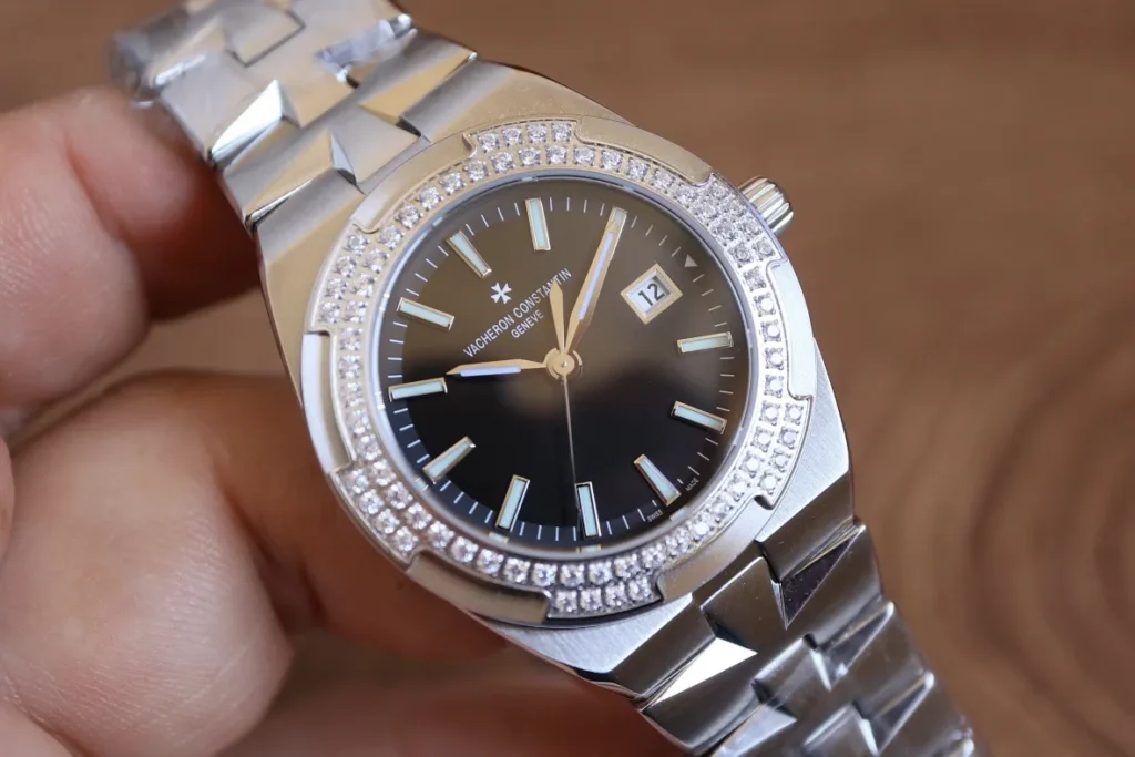 Vacheron Constantin Overseas Quartz 1205V/100A-B591 33MM Replica VC087